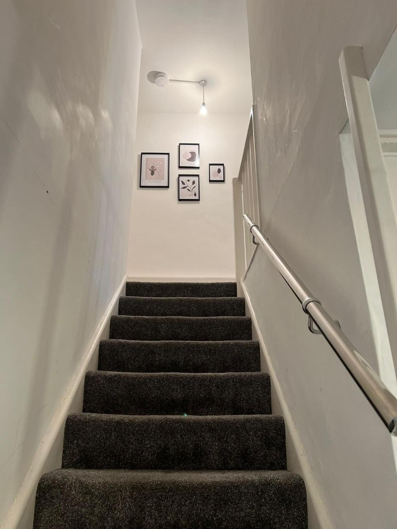 Apartment 2 Bed Flat In Canary Wharf London