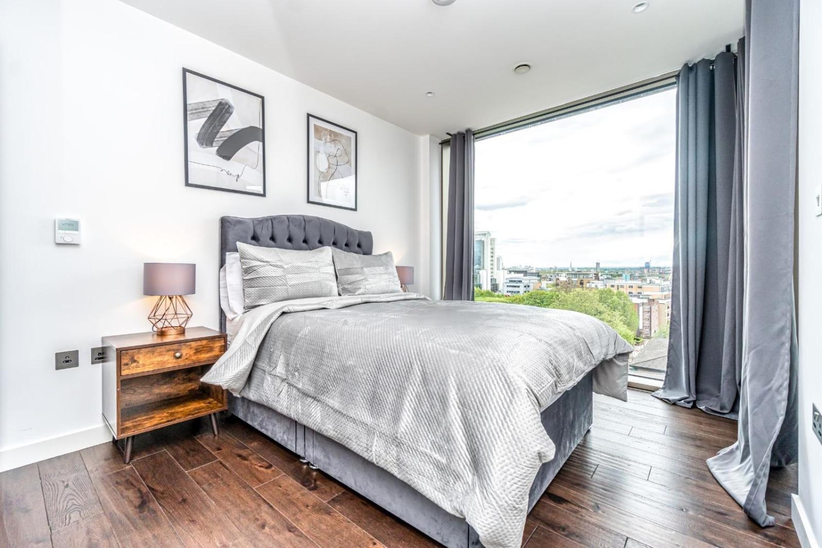 Luxury 2 Bedroom In Tower Hill London