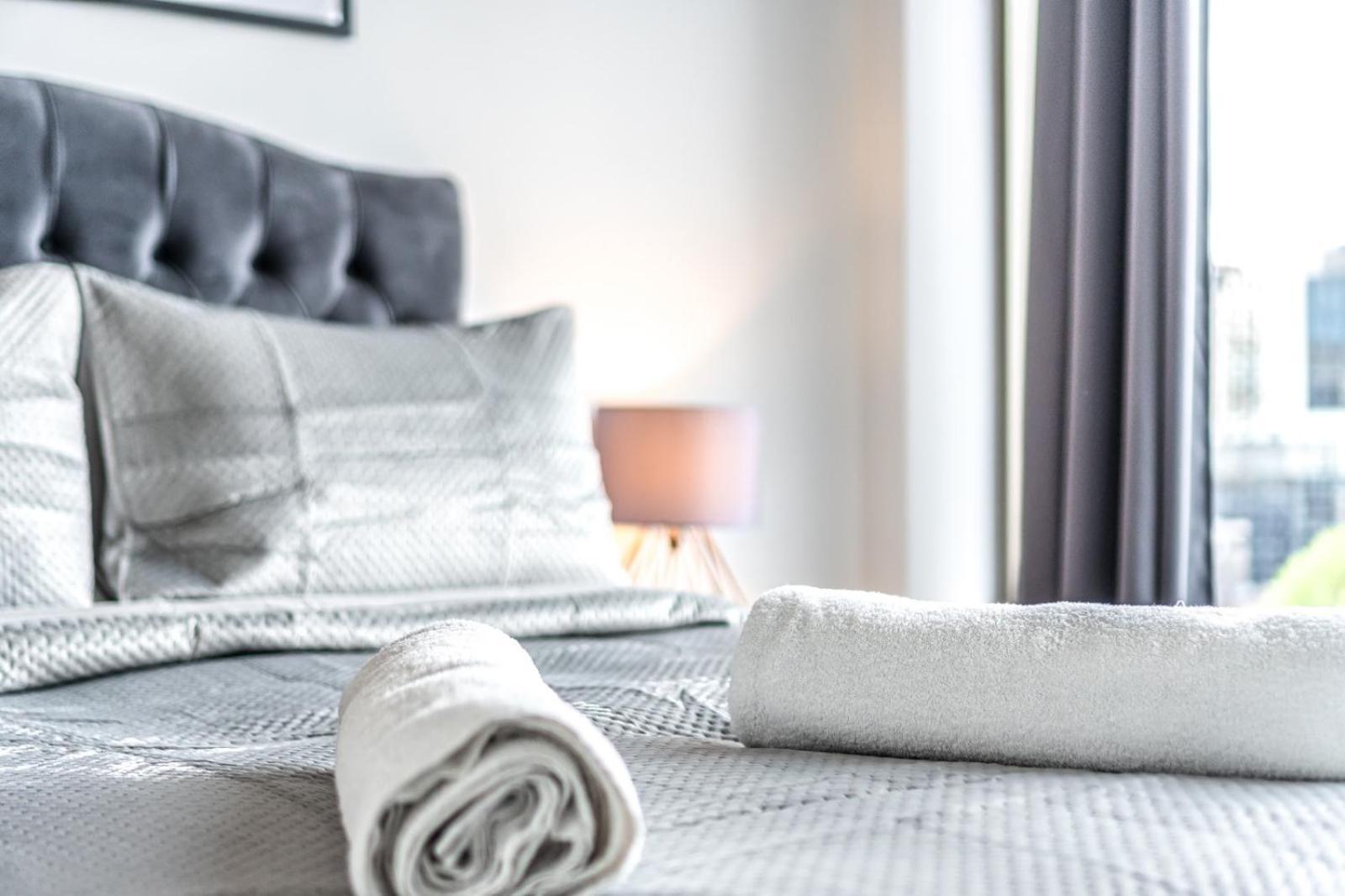 Apartment Luxury 2 Bedroom In Tower Hill London