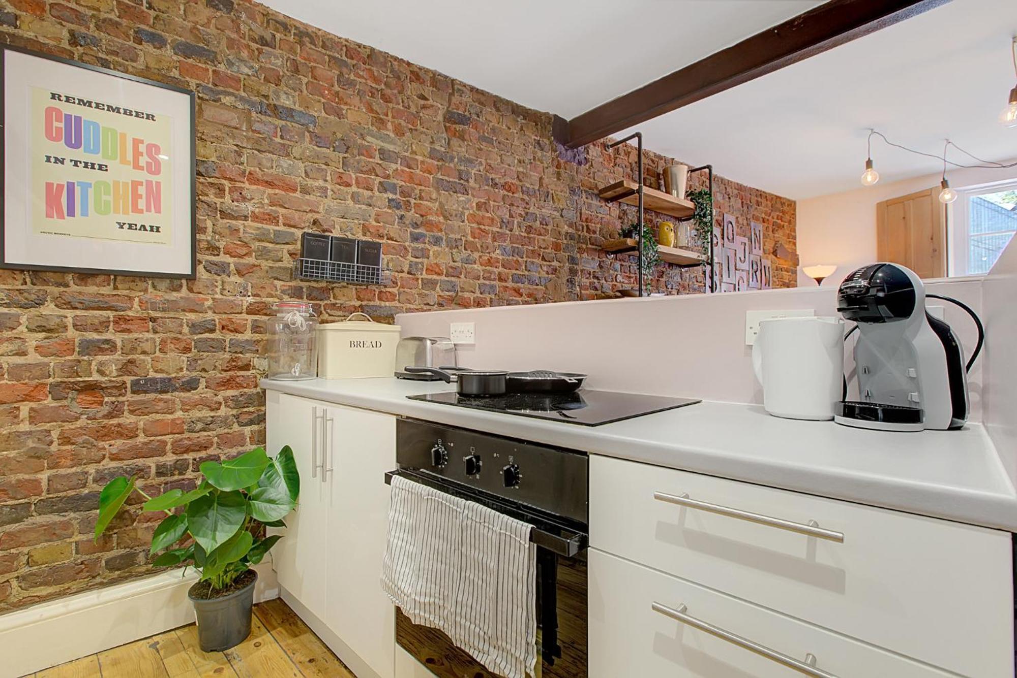 Old Street Iconic Warehouse Style 4 Bedroom 2 Bath House Prime Location Leilighet