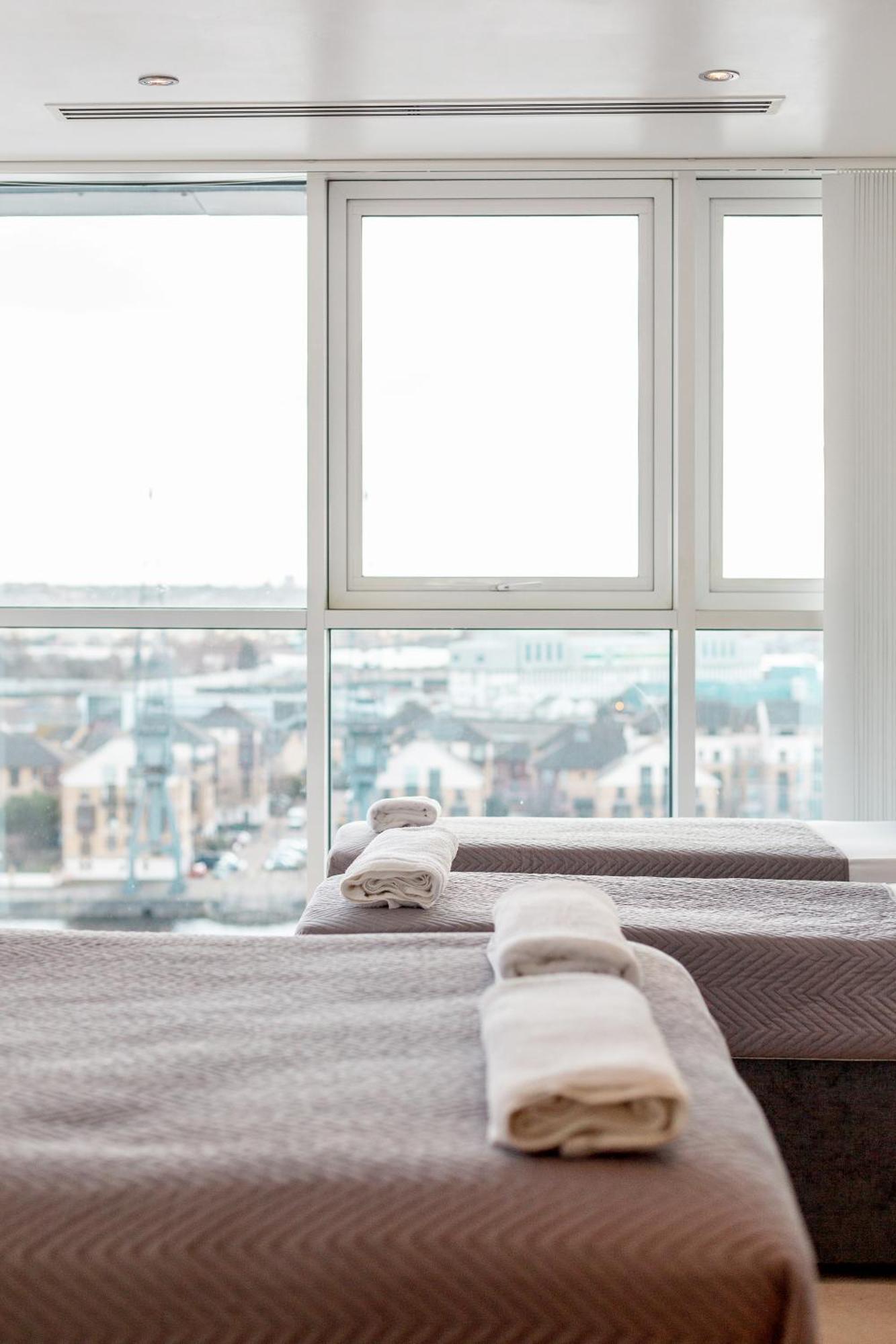 Apartment Excel Dock London