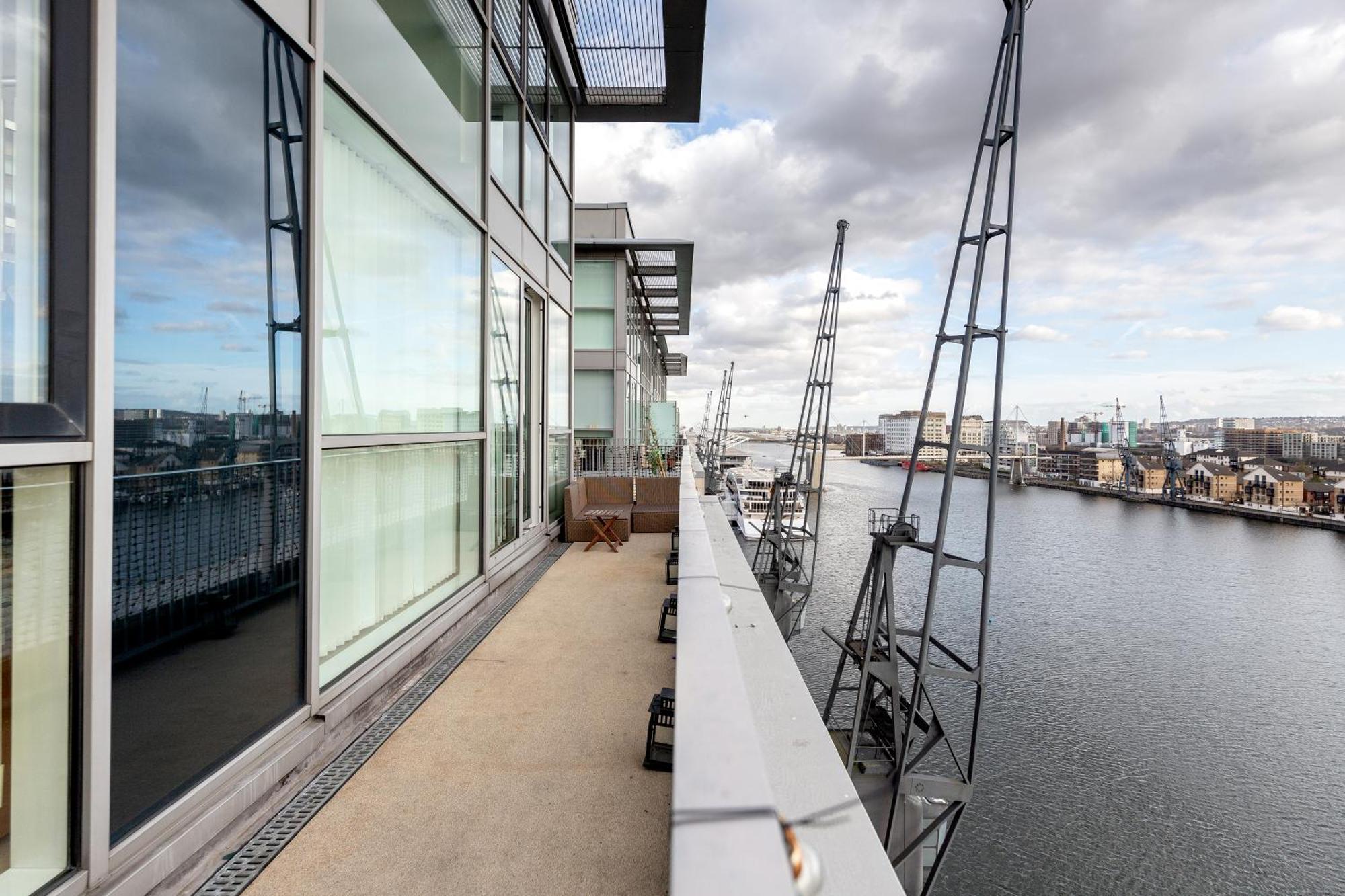 Excel Dock London