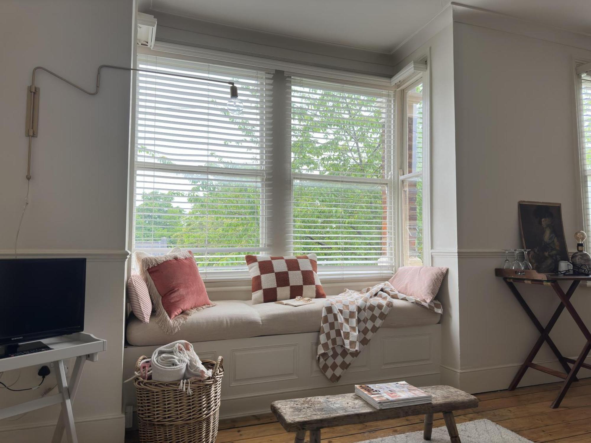 Apartment Stylish Apt Excel Olympic Close To Station London