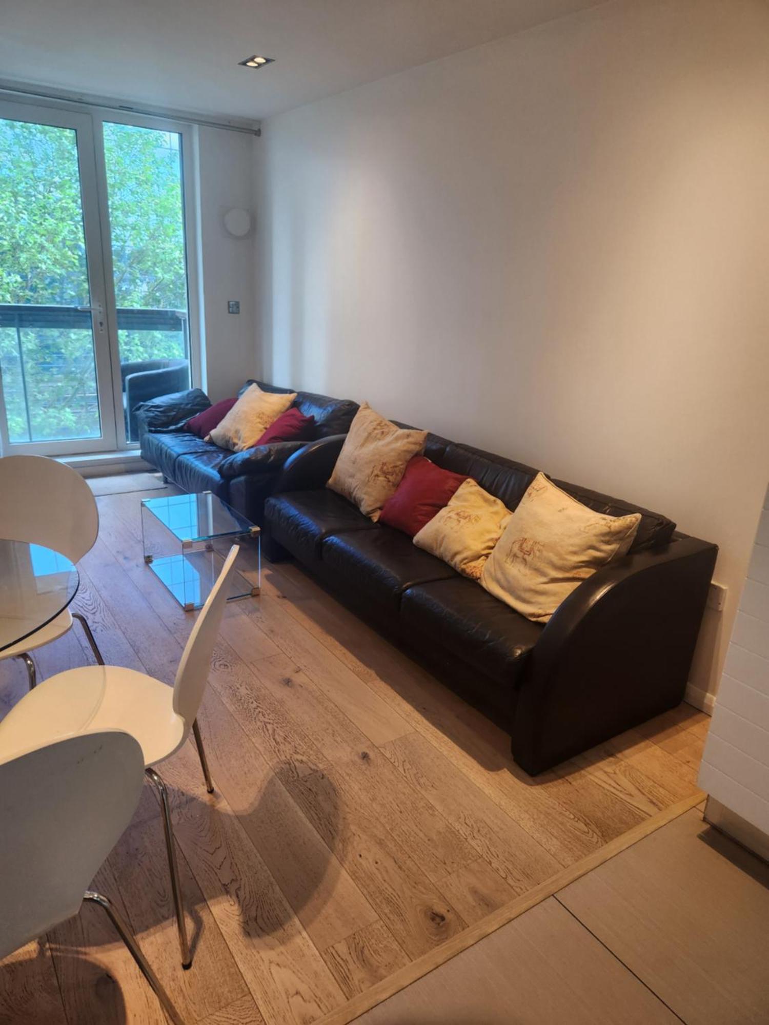 Canary Wharf O2 Tower Bridge Apartment