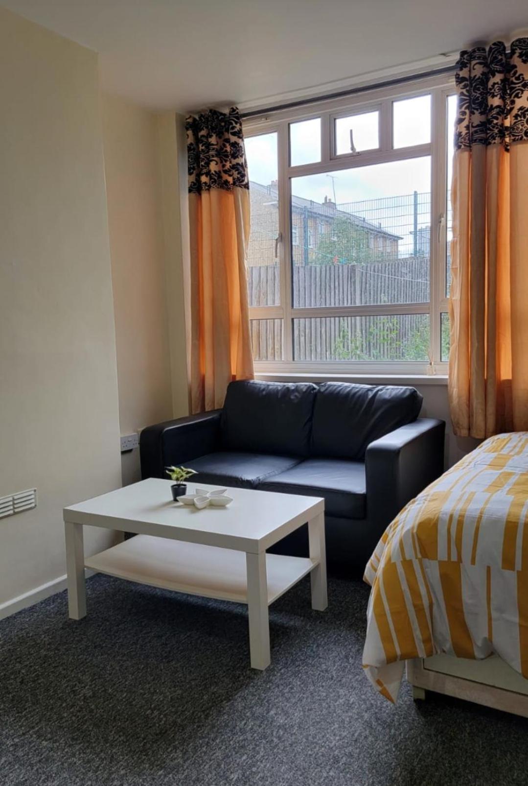 Ensuite Flat Apartment *