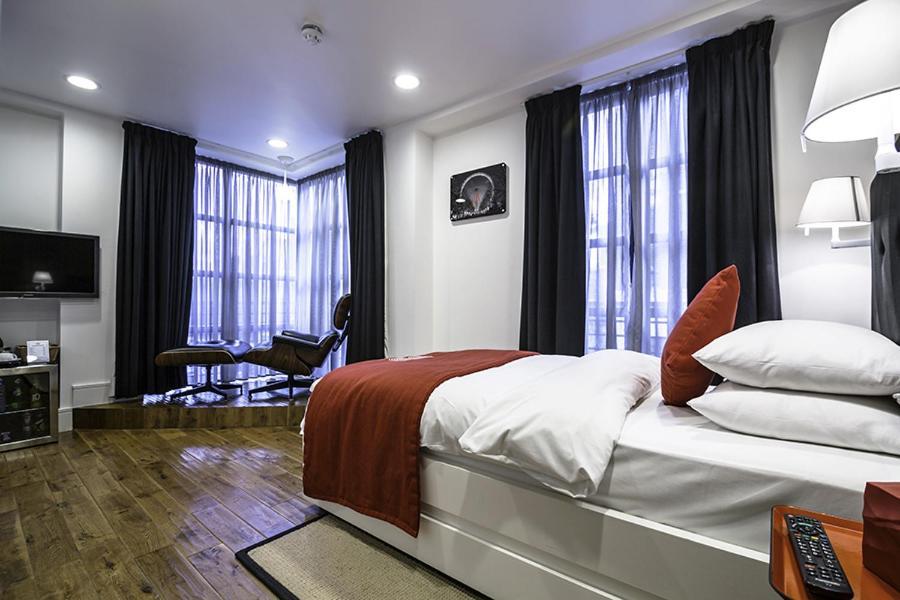 The Whitechapel 4* Londen