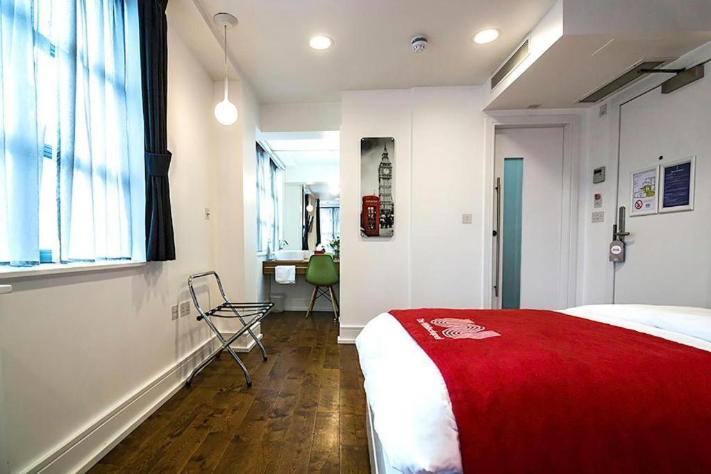 The Whitechapel 4* Londen
