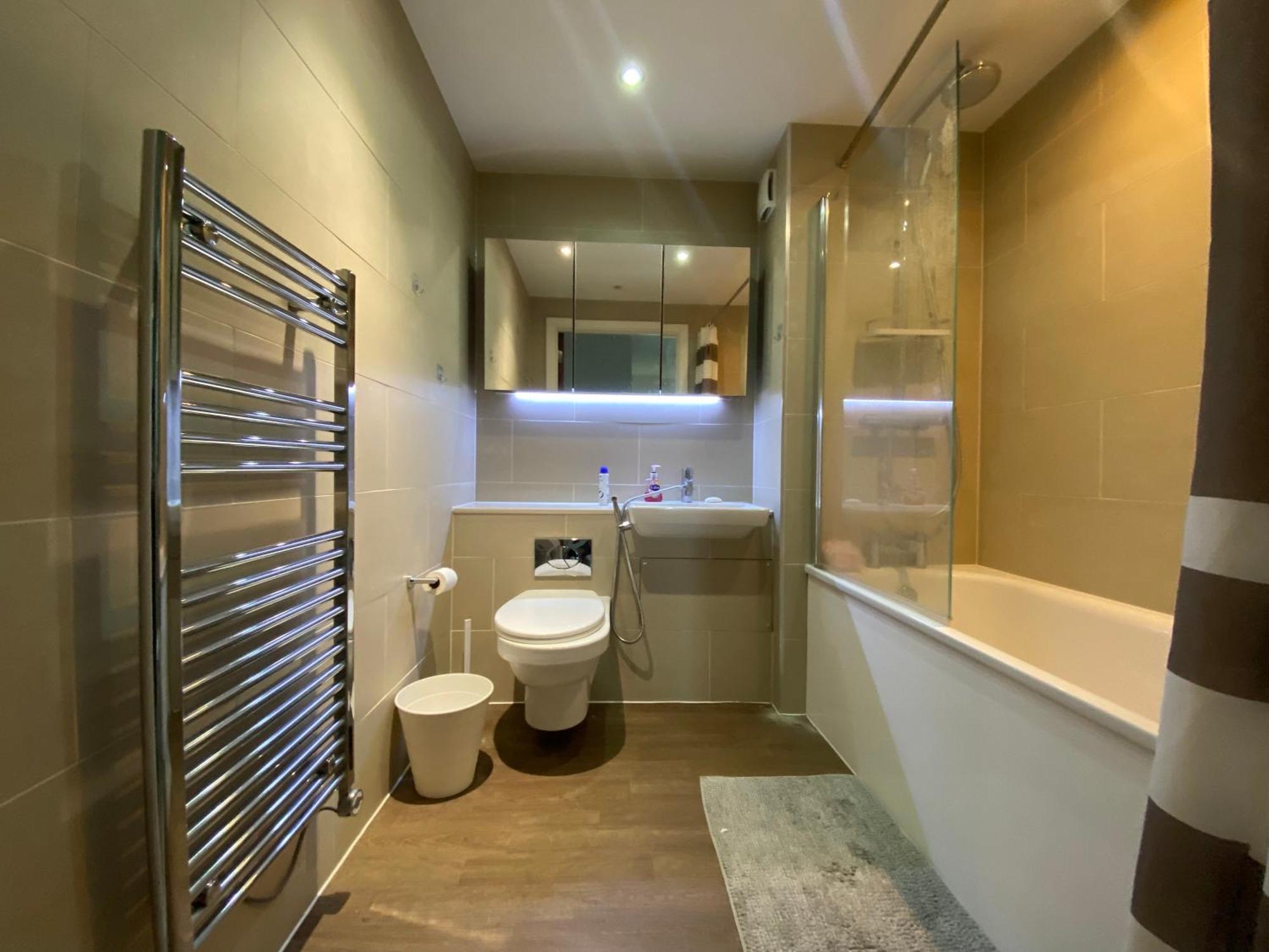 Private In Luxury Shared Gasthuis