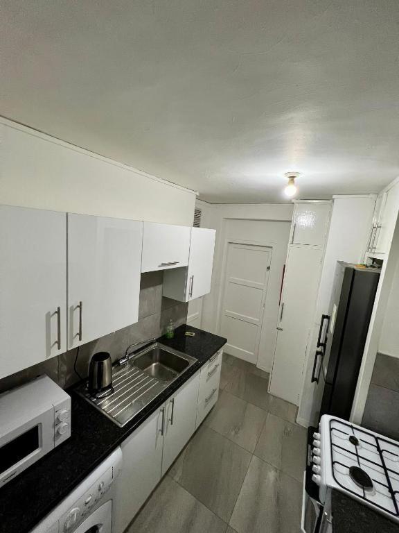 Guest house Aldgate East R2