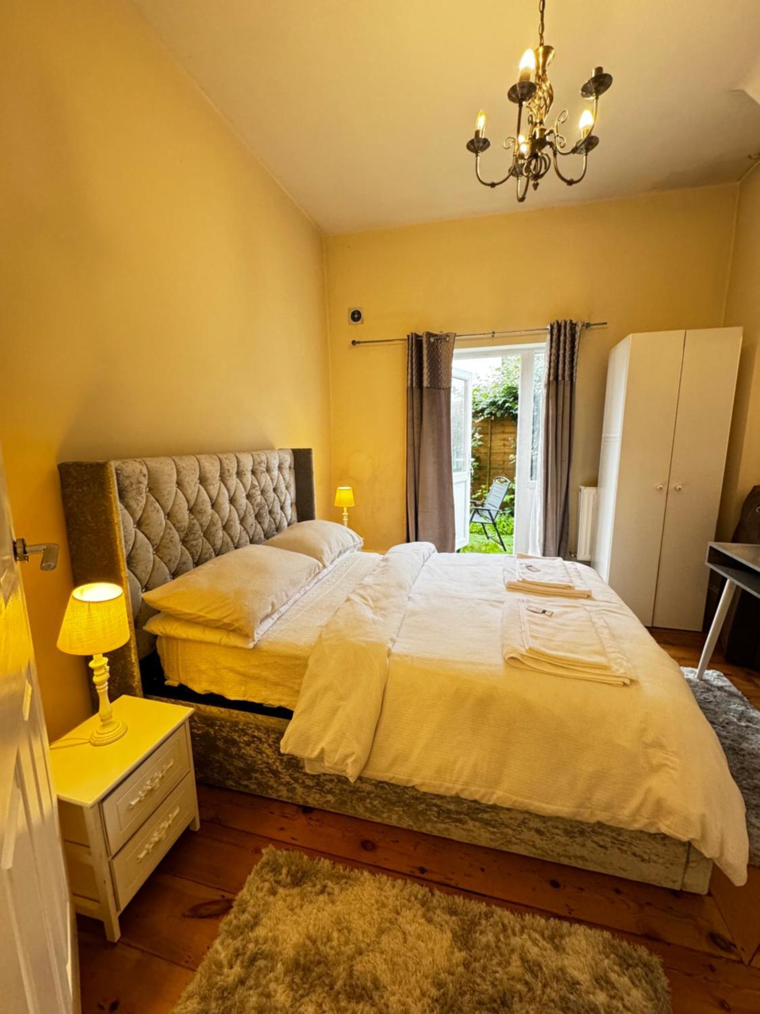 Entire 1Bed Stratford Westfield London