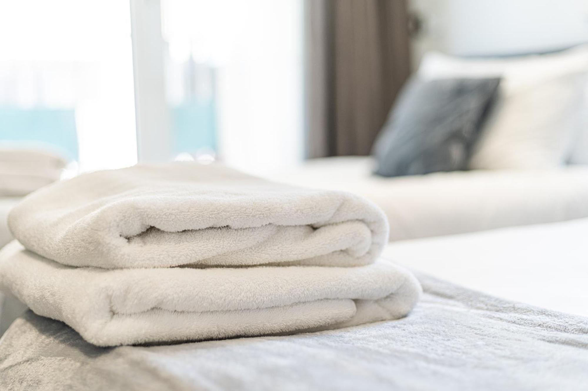 Excel Waterfront Serenity Apartment London