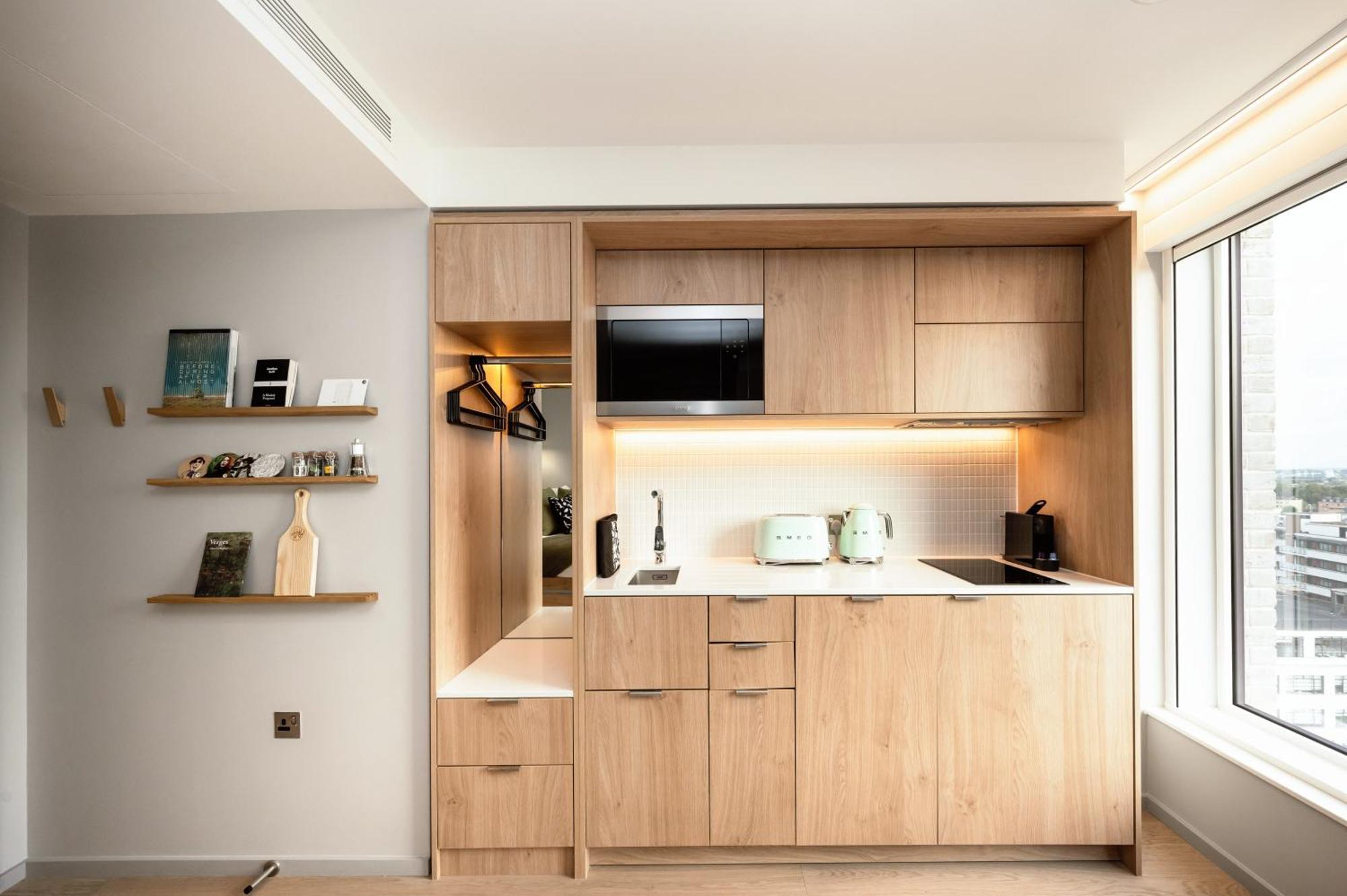 Wilde Aldgate Tower Bridge Aparthotel London