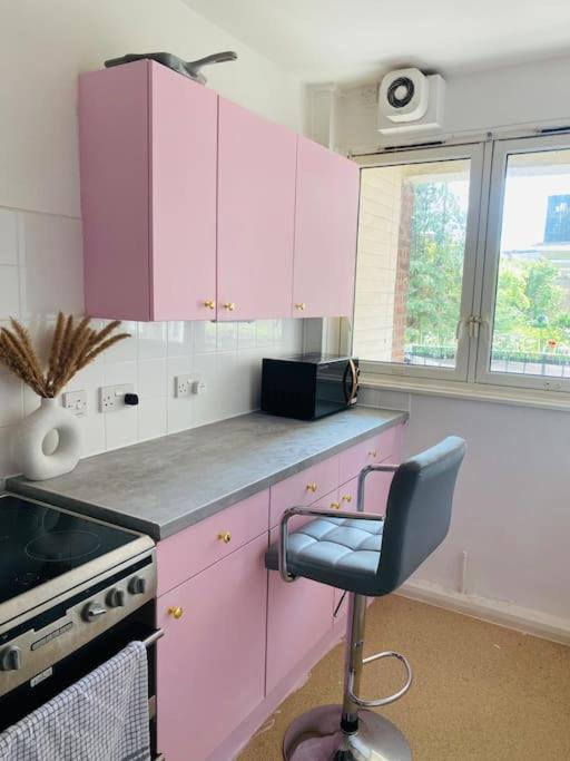 Apartment Entire House! Beautiful And Airy! London