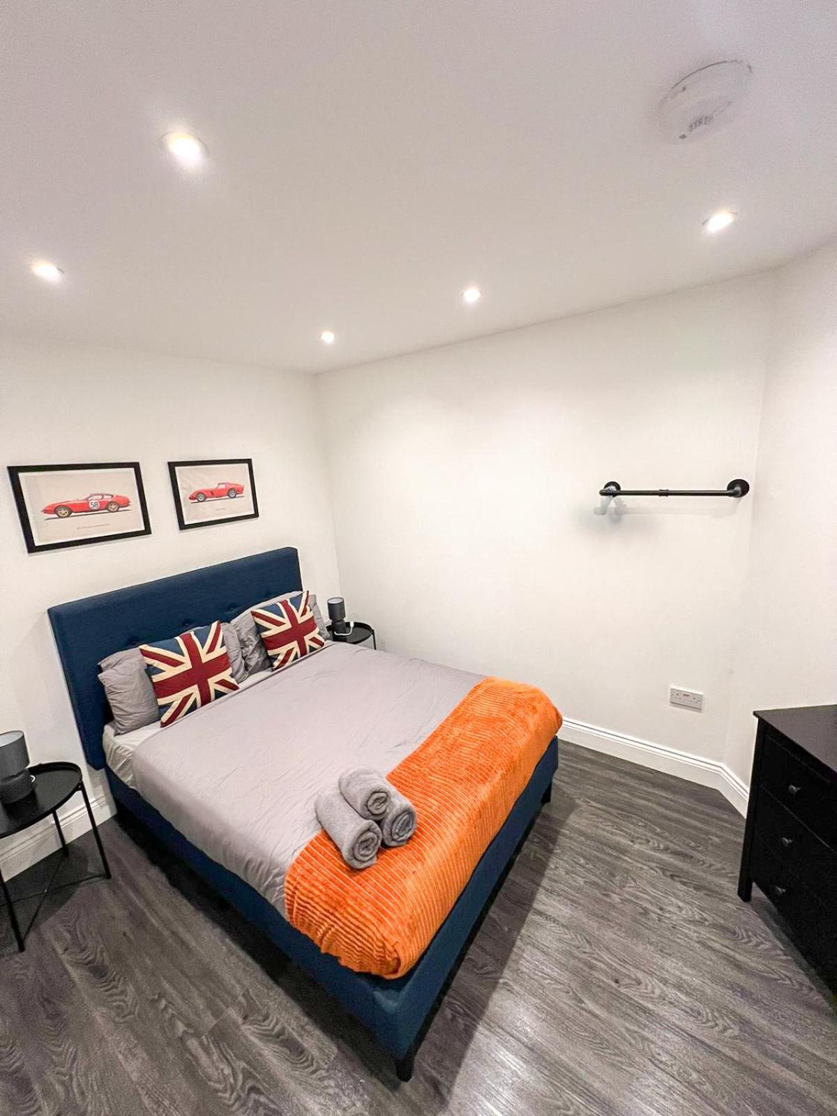 1-bedroom In Shoreditch, Old Street, Hoxton Leilighet