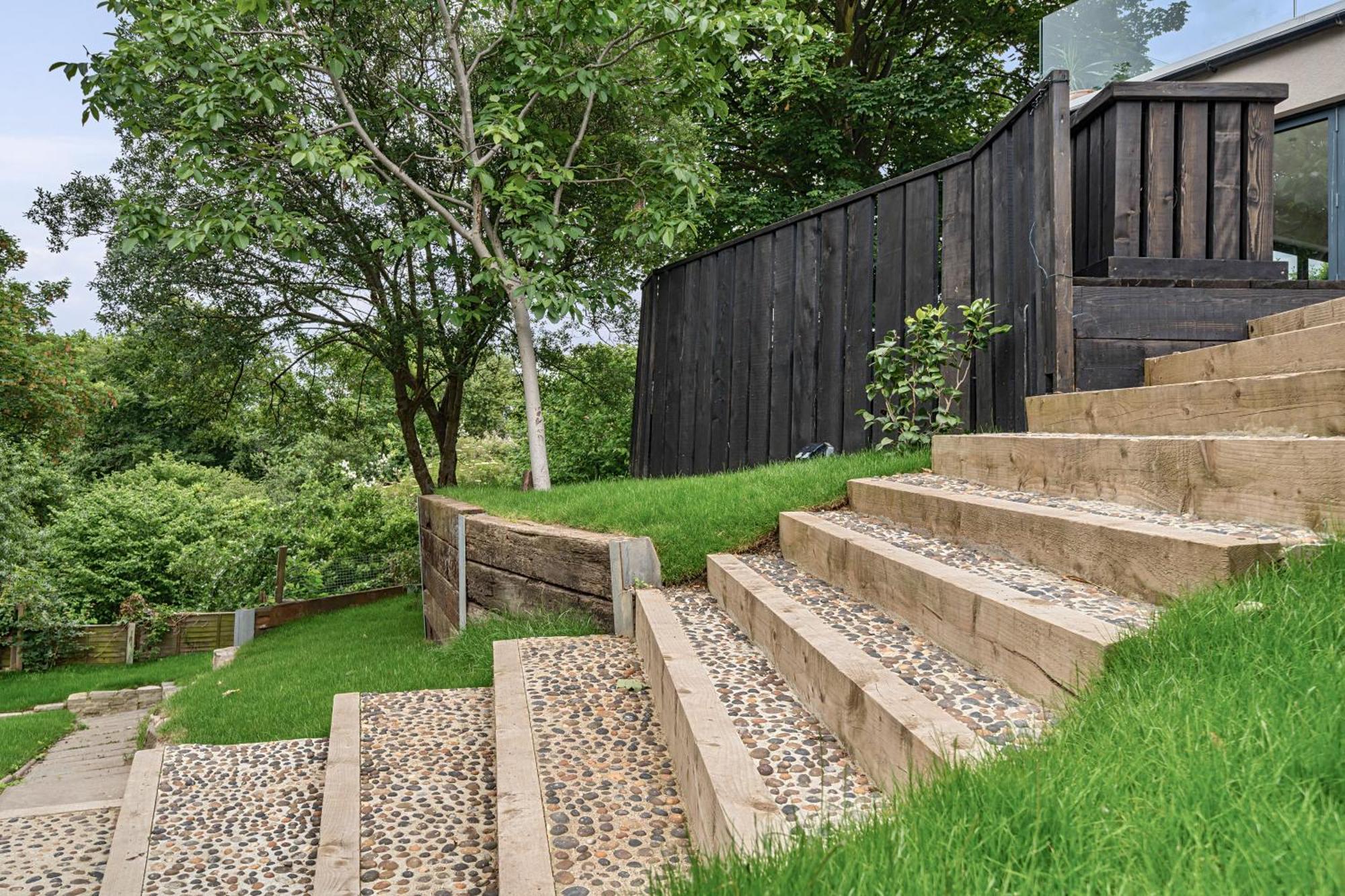 Villa The Ridge - Luxury Designer With Hot Tub And Sauna, Bexley Borough Of