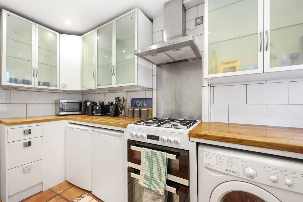 Apartment Cozy Private 1-bedroom Short Term & Flexible Renting Hoxton With Free Wifi London