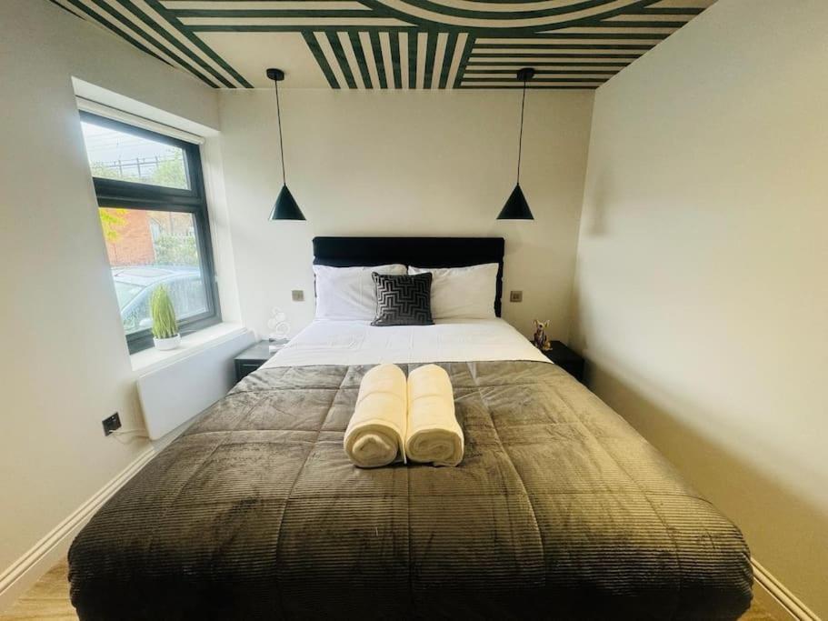 99 Apartment, Trendy Location *