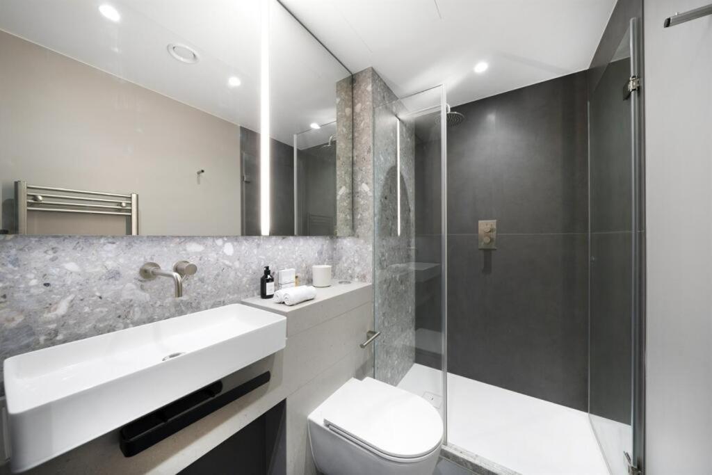 Apartamento Greenwich-02 *