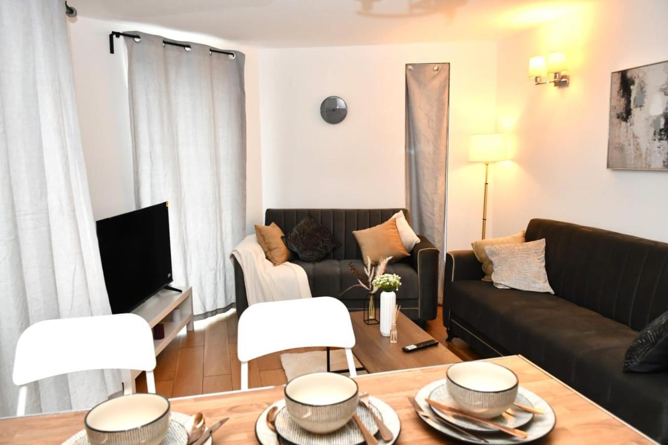 Apartment Spacious 2bedroom In Airport London