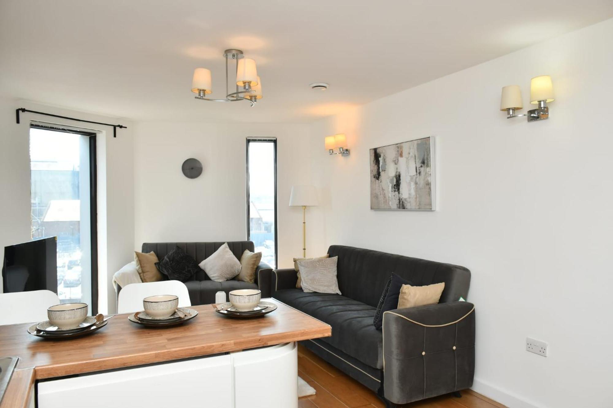 Spacious 2bedroom In Airport * London