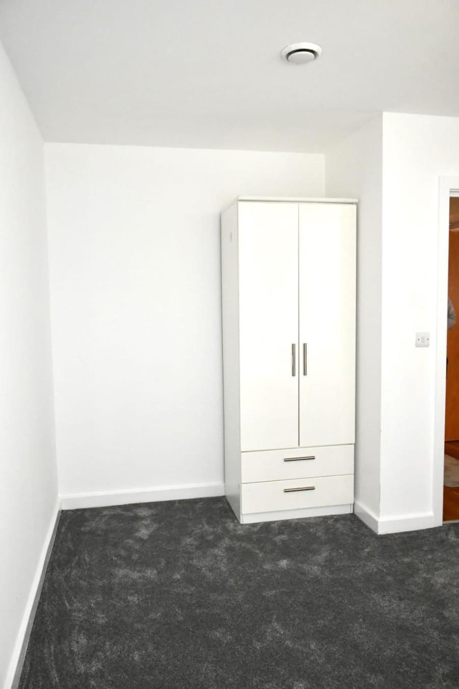 Apartment Spacious 2bedroom In Airport *