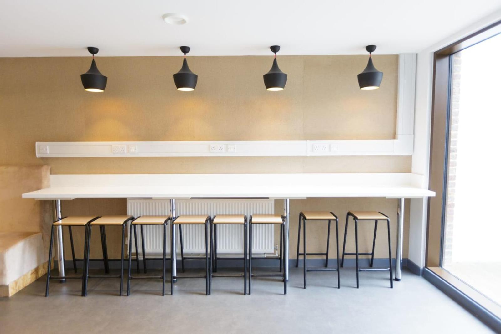 Apartment Cosy And Ensuite Bedrooms At New Cross In