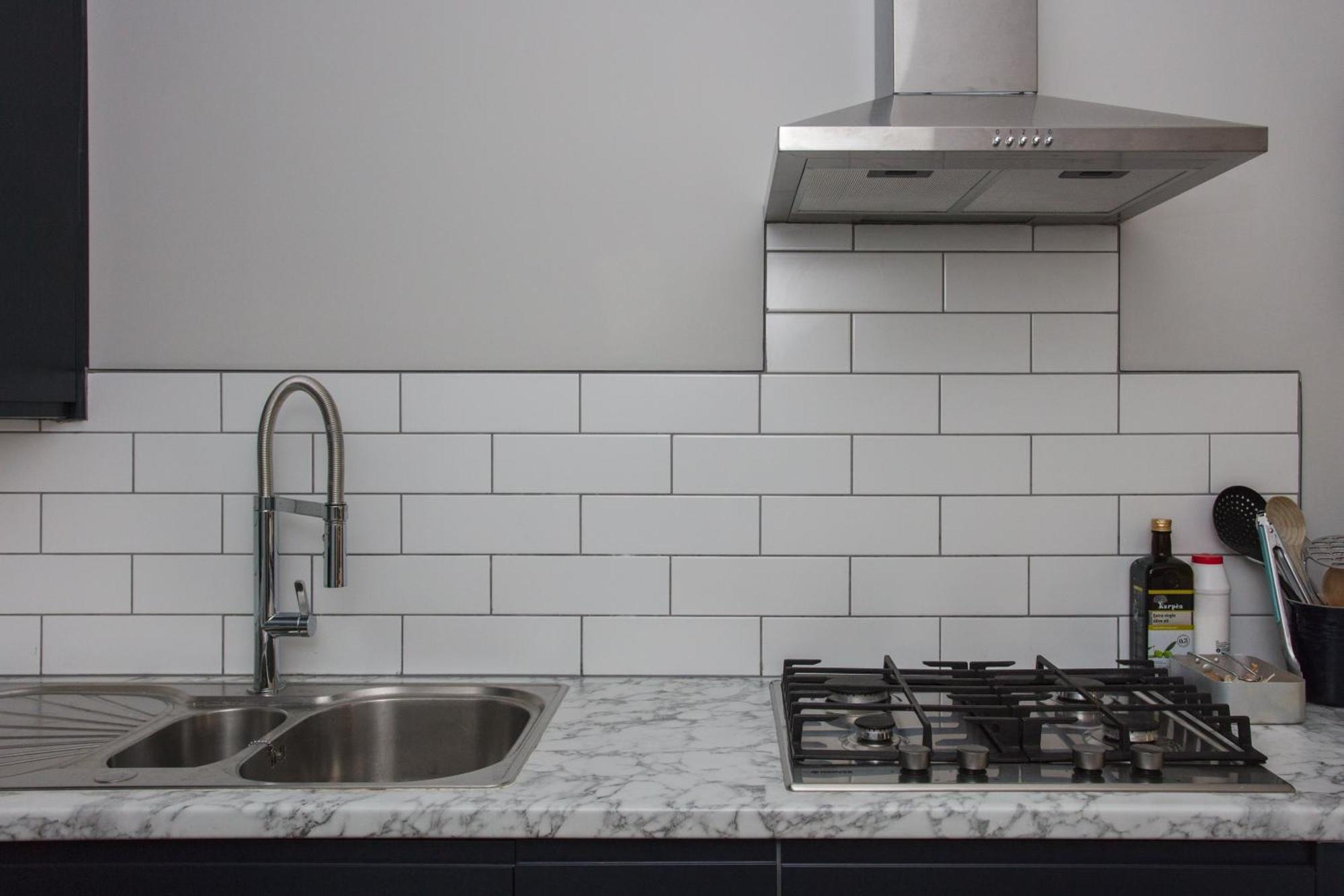 Lovely 2 Bedroom Flat Near Whitechapel Station Leilighet London
