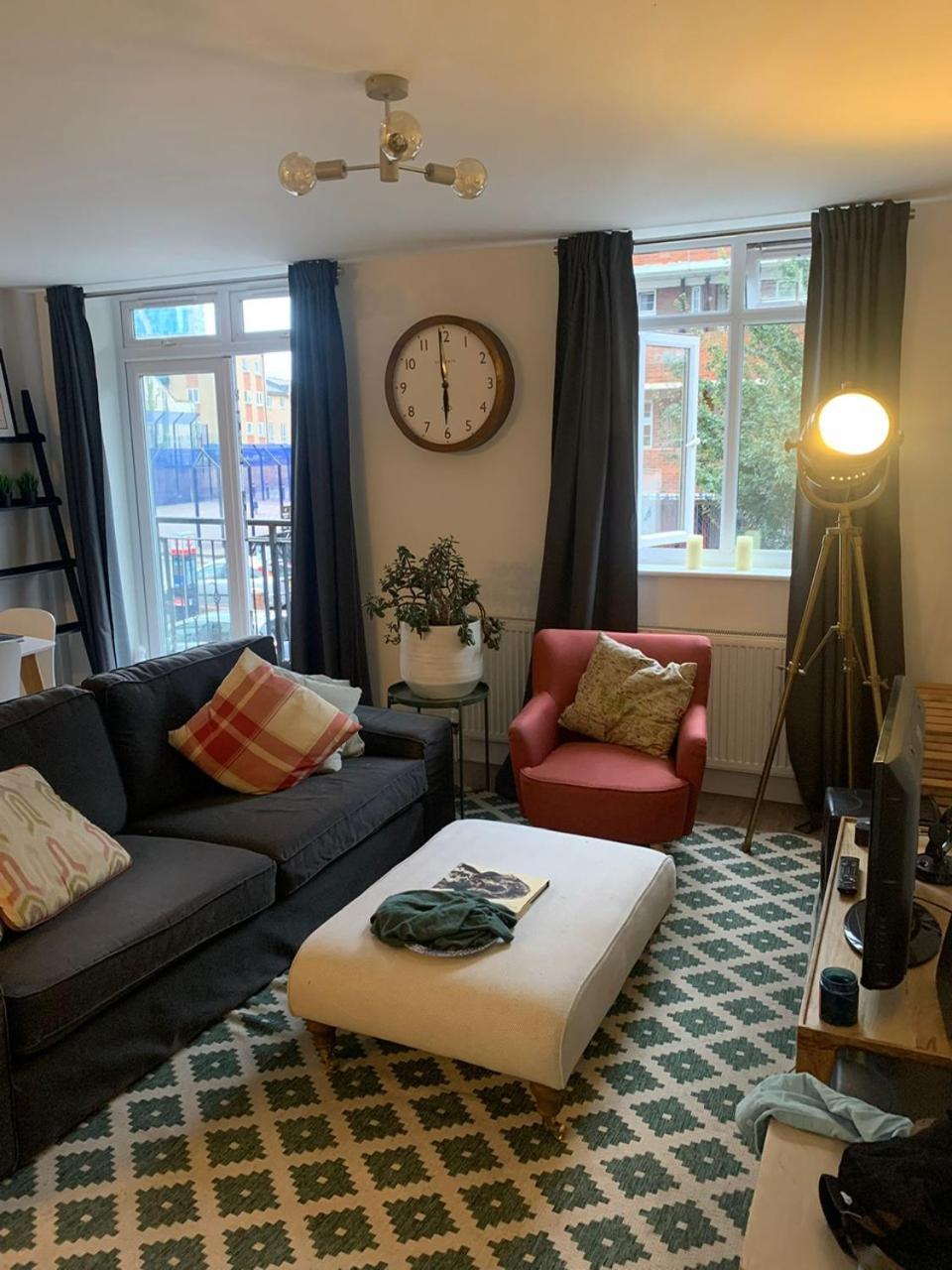 Leilighet Lovely 2 Bedroom Flat Near Whitechapel Station London
