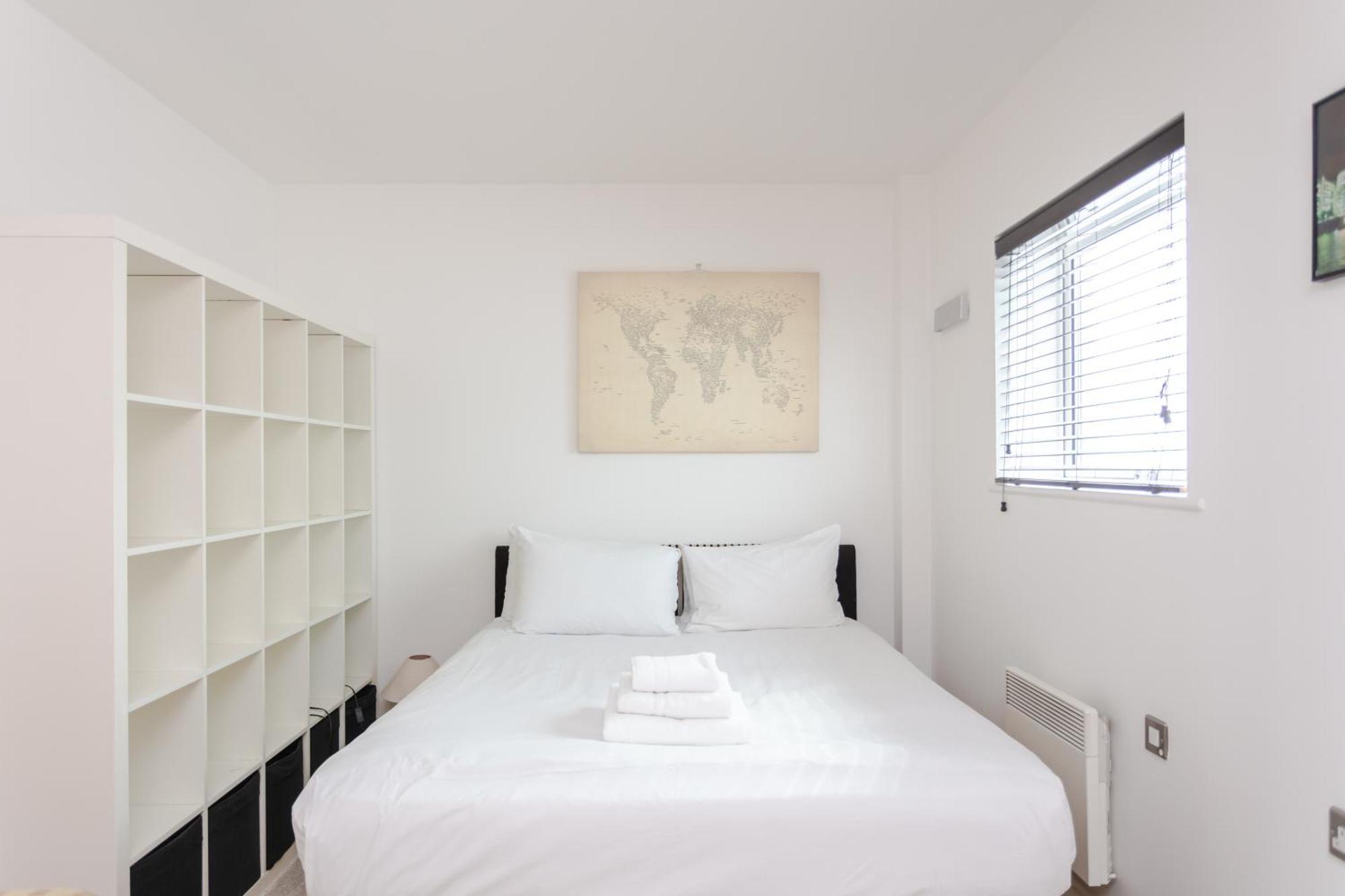 Spacious 2 Bedroom Flat On Bermondsey St Apartment London