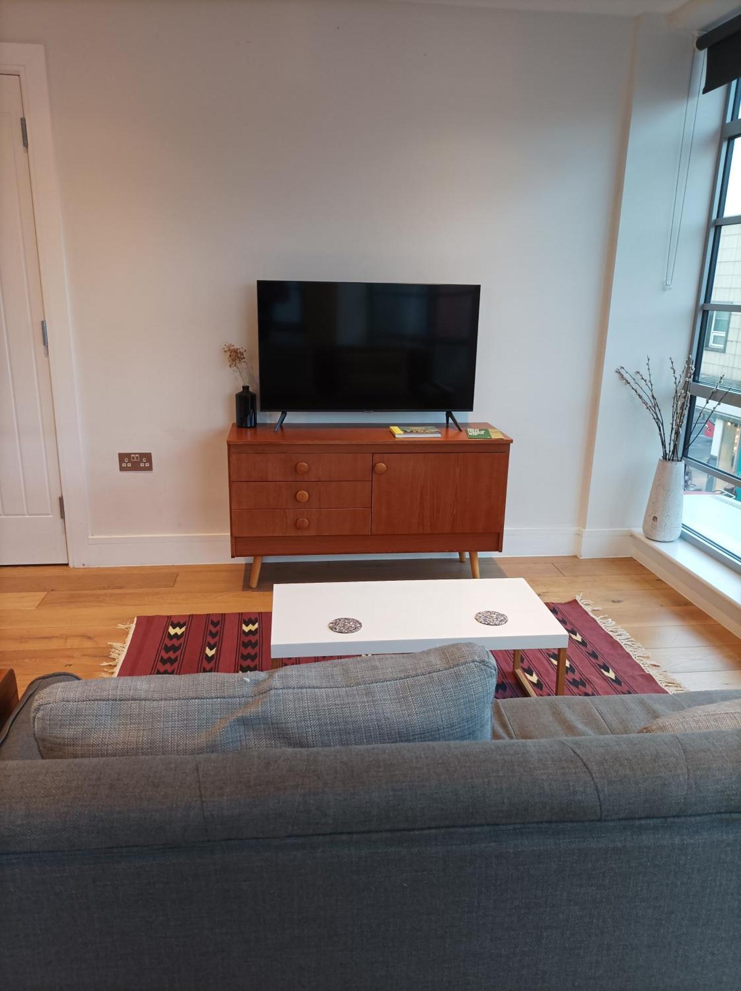 Apartment And Bright 1 Bedroom Flat - Peckham *