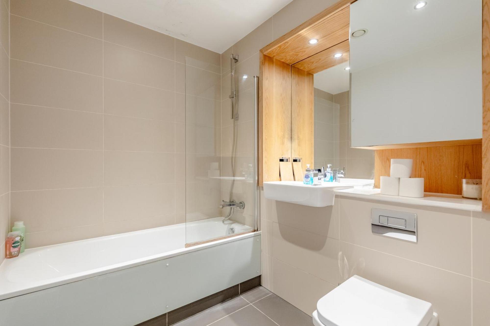 Apartamento Sleek & Sunny 1bd Flat Near Greenwhich - Deptford! *