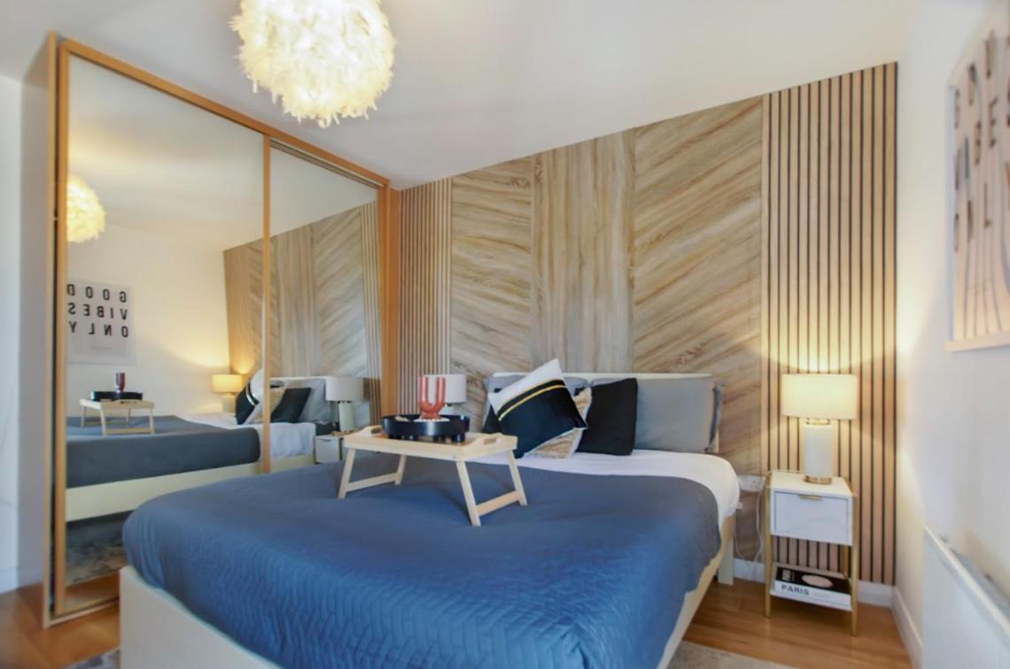Unique Sky View -2 Bed Appartement