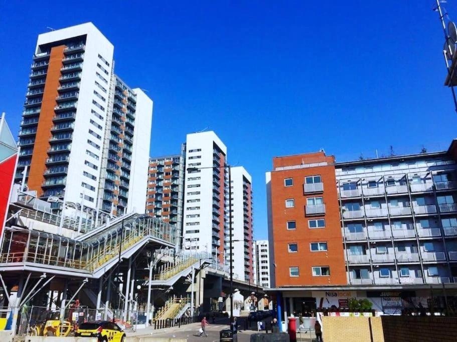 Leilighet Entire Next To Canary Wharf In