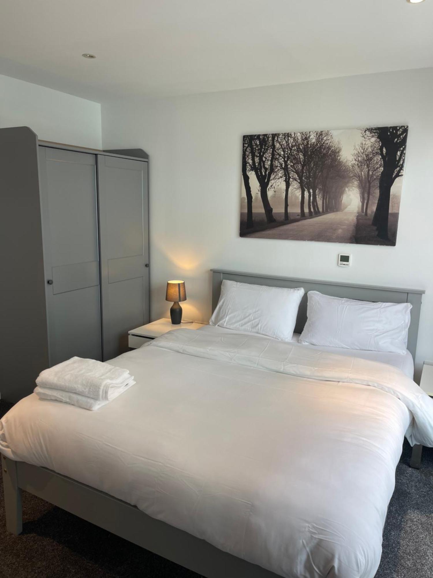 Modern Luxury 2 Bedroom In Excel Londen