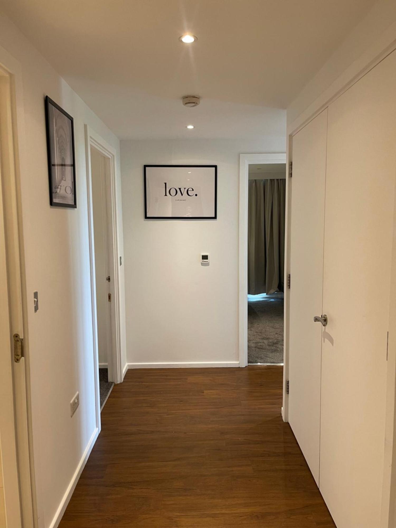 Appartement Modern Luxury 2 Bedroom In Excel Londen