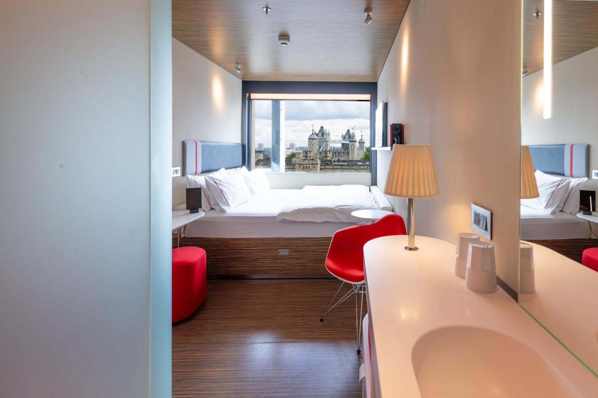 Citizenm Tower Of 4* London