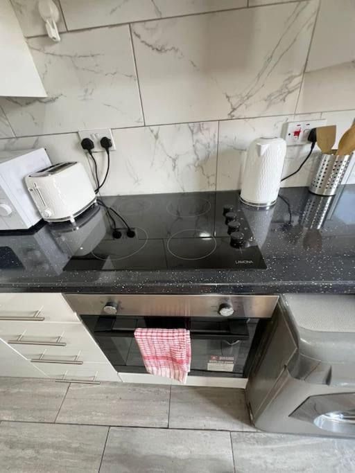 Leilighet 2 Bedroom Near Station