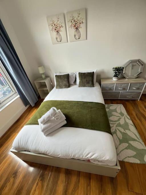 Leilighet 2 Bedroom Near Station *