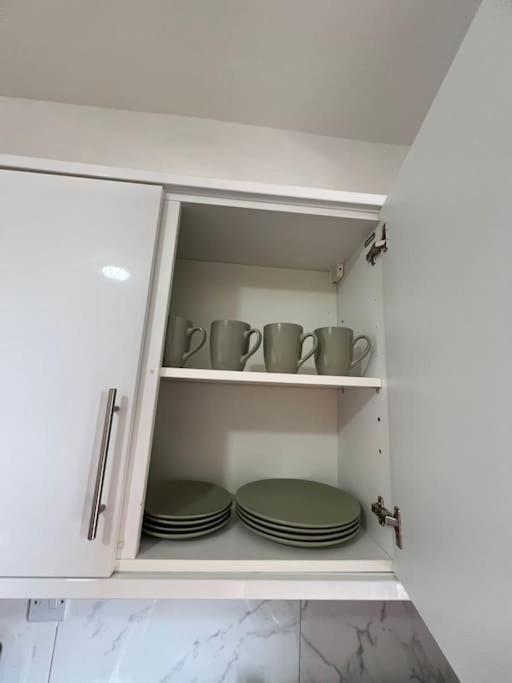 Leilighet 2 Bedroom Near Station