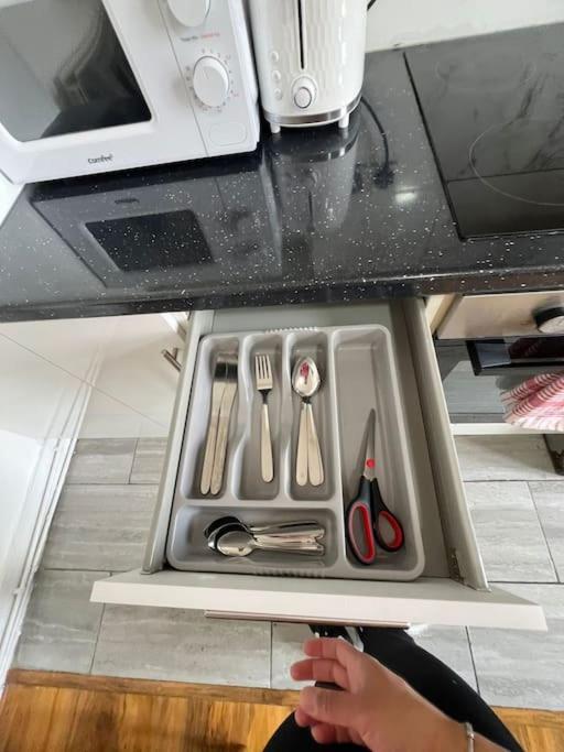 2 Bedroom Near Station Leilighet *
