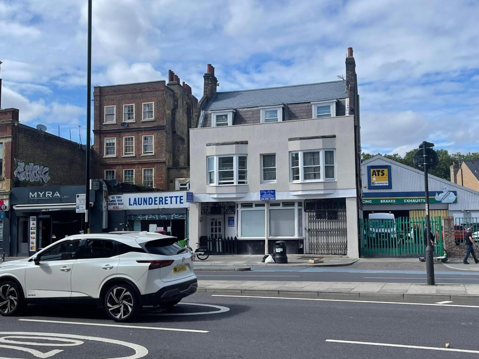 City Lodge London Guest house 2*