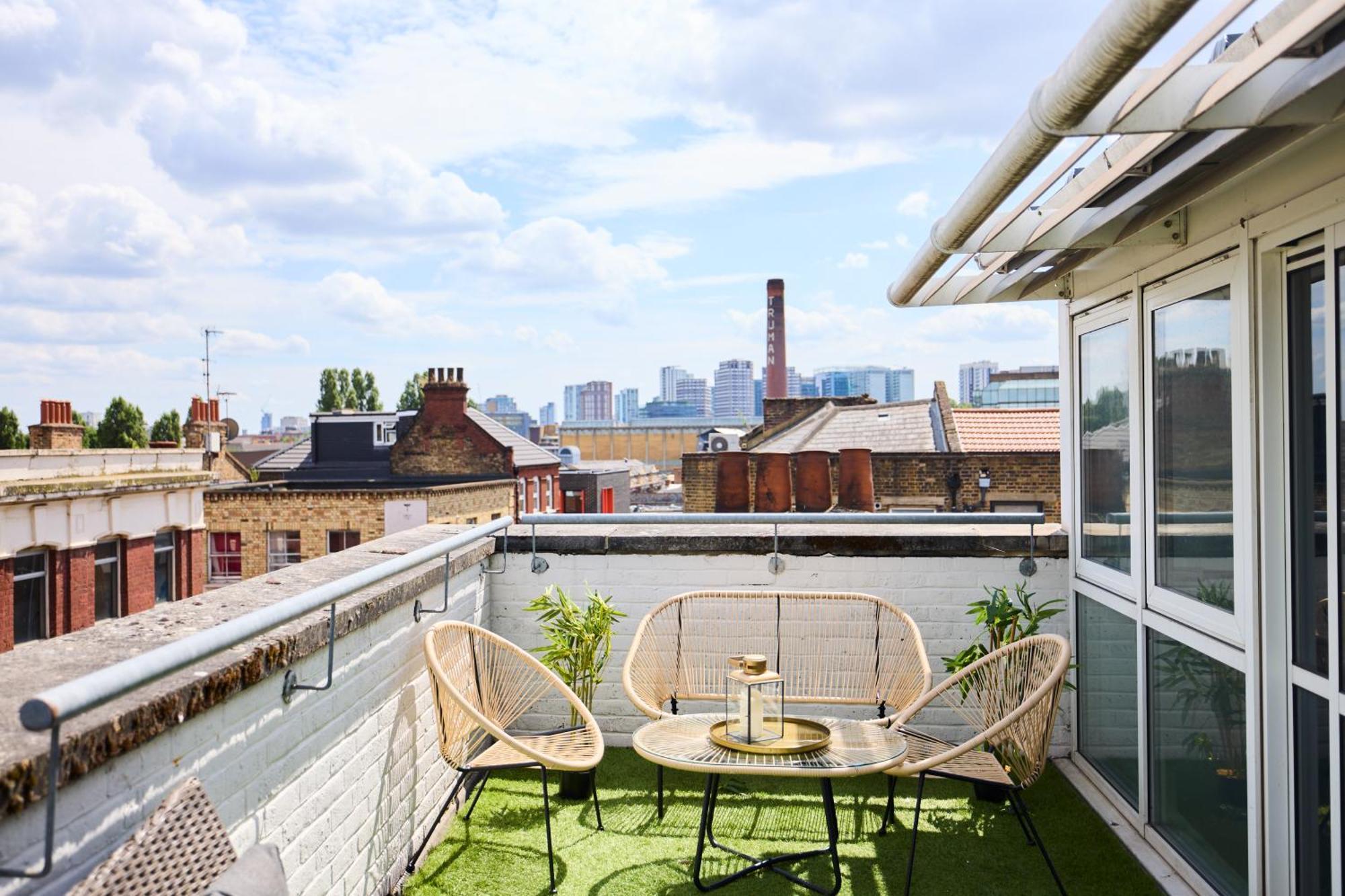 The Brick Lane Arms - Breathtaking 2bdr Penthouse With Balcony Apartamento