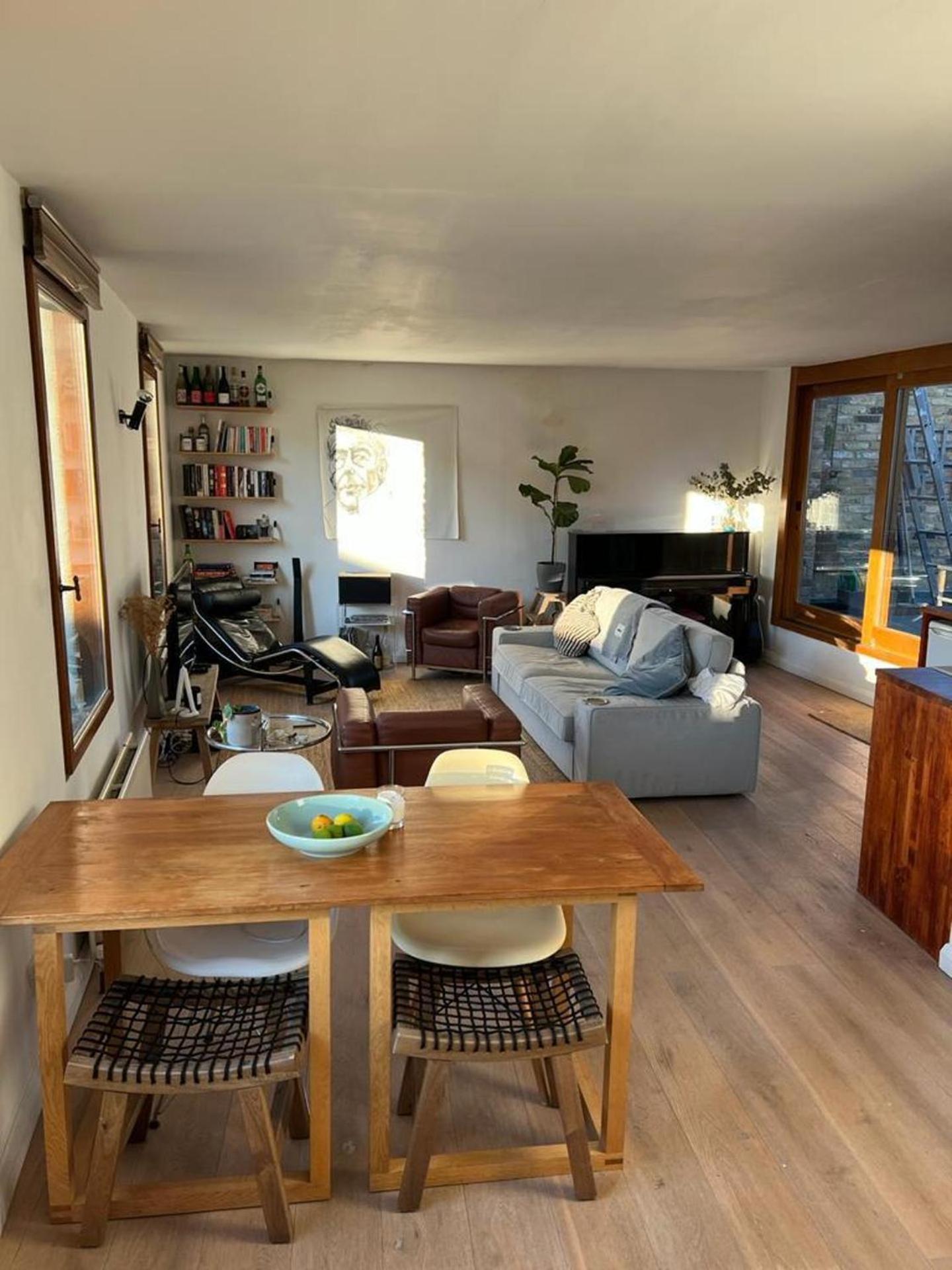 1 Bedroom-1 Bathroom-walkinshower-terrace Londen