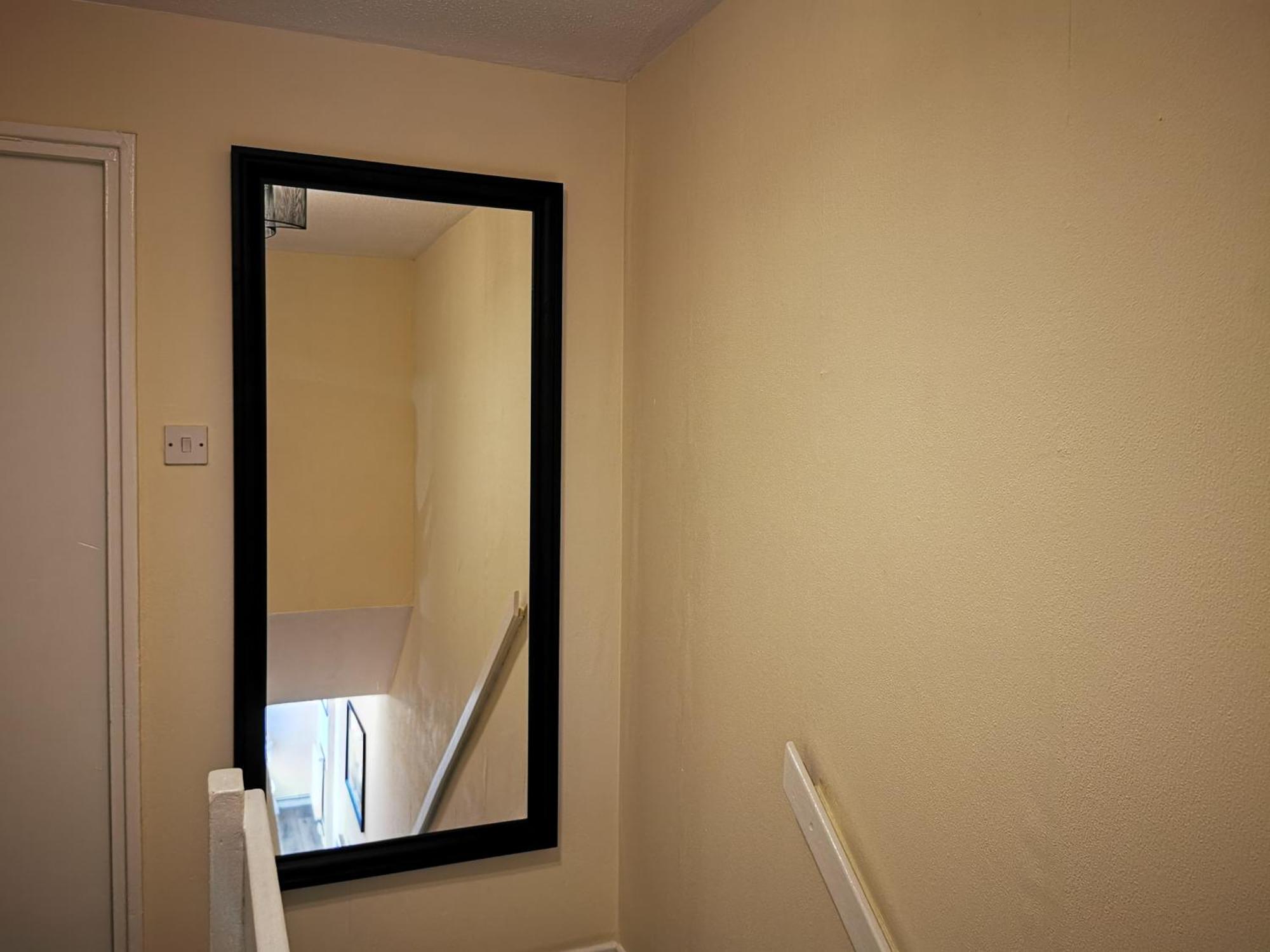 Charming House With 3 Bedrooms Near O2arena Holiday home
