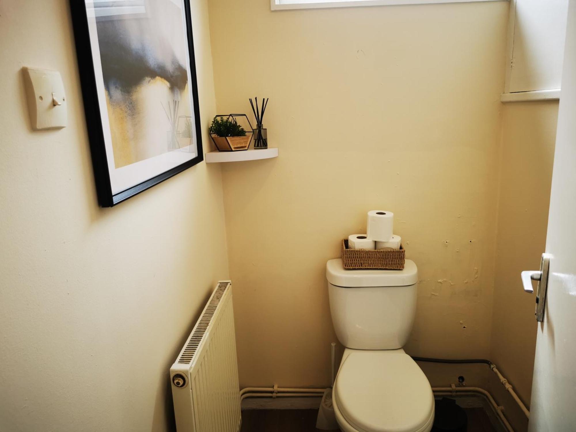 Holiday home Charming House With 3 Bedrooms Near O2arena London