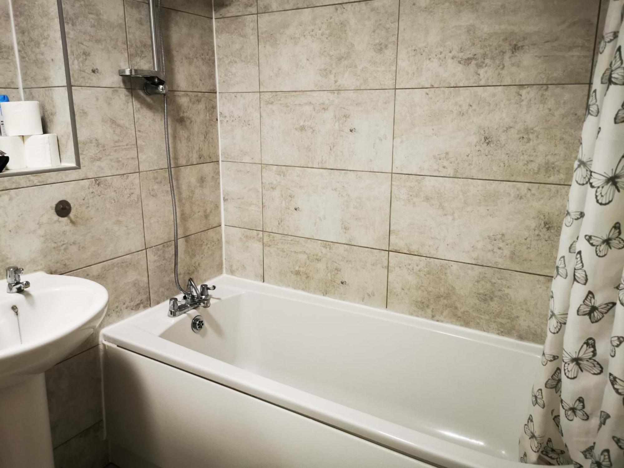 Holiday home Charming House With 3 Bedrooms Near O2arena *