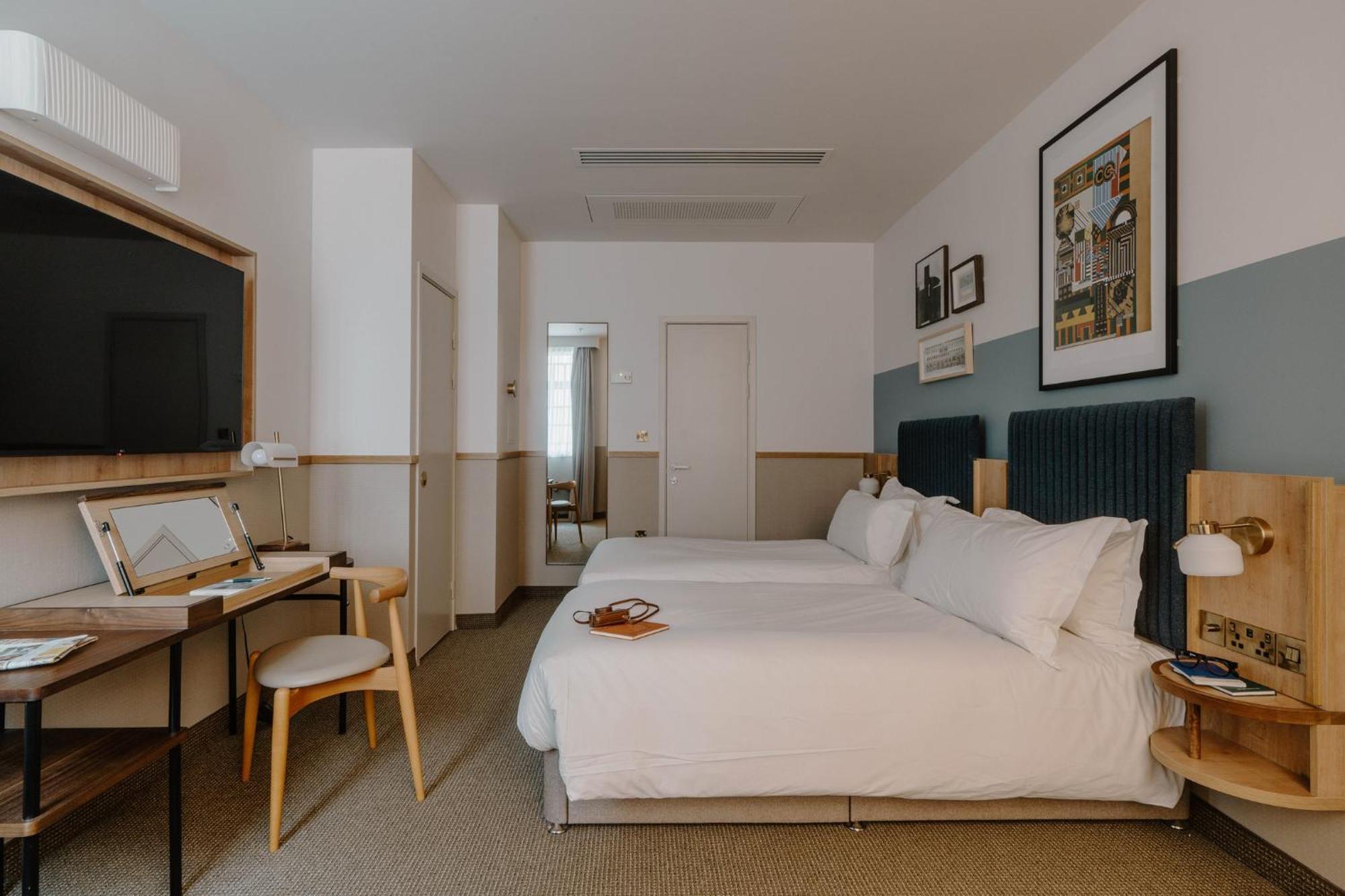 Club Quarters City, Hotell