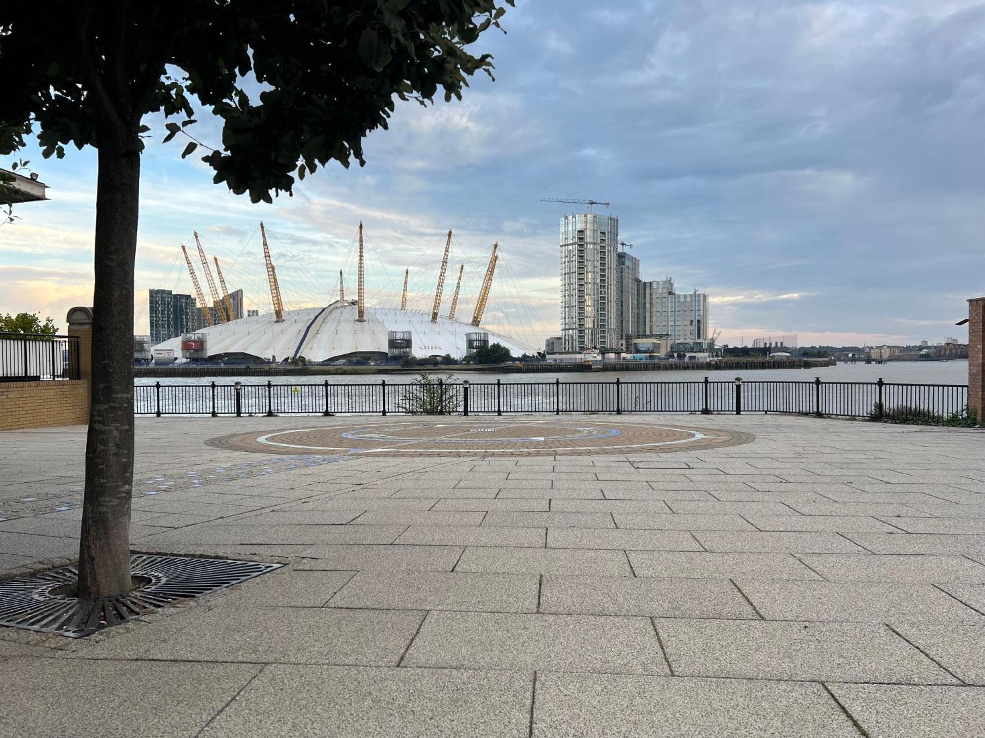 Canary Wharf O2 Arena Excel Apartment