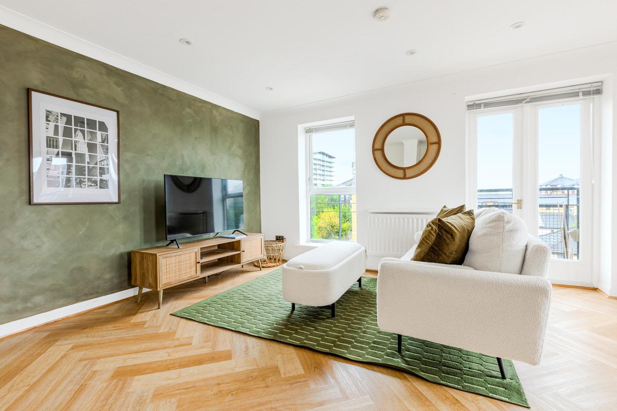 Bright New 2br Flat With Balcony Near Excel Leilighet London