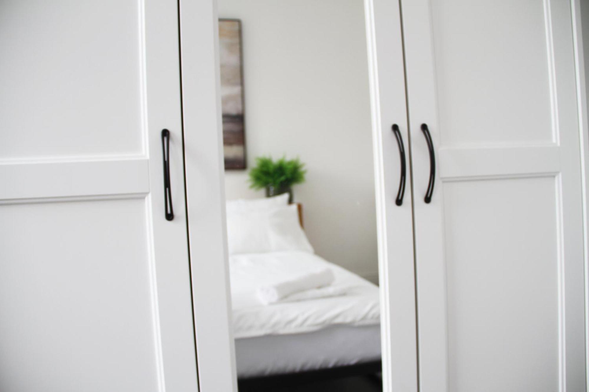 Holiday home No 10 Spacious 2-bedroom House In Stratford With Parking For Up To Six London
